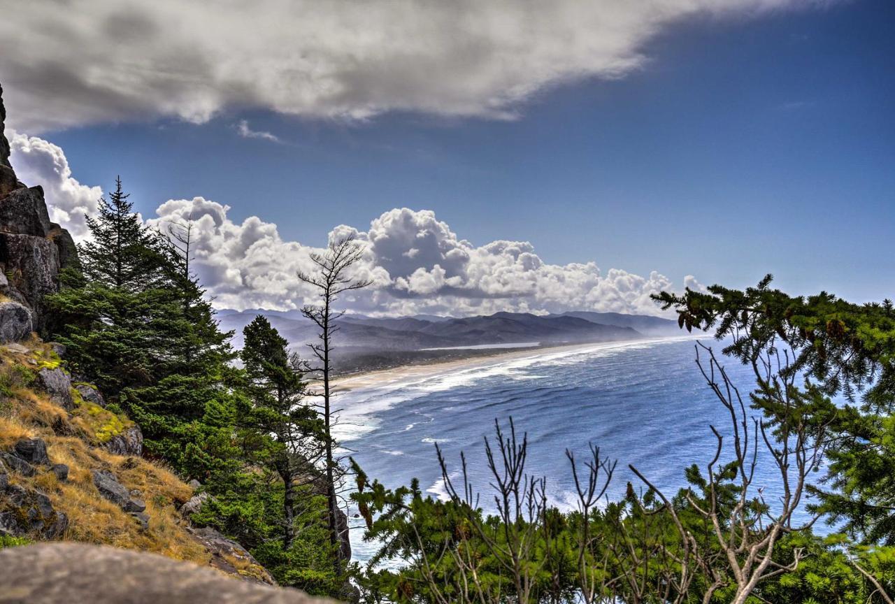 Oceanfront Escape With Pacific Views Surf And Explore Arch Cape Eksteriør bilde